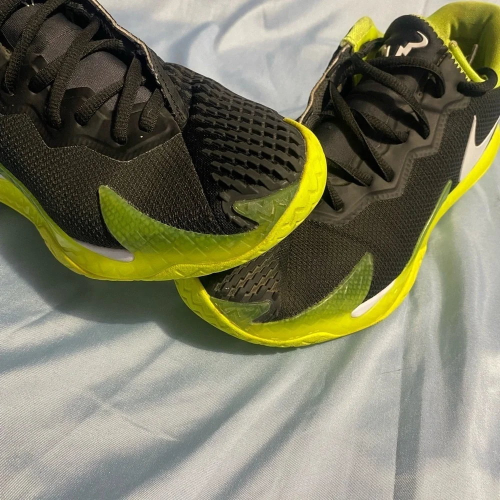 Nike zoom Vapor Cage 4 Rafa Athletic Shoes Dynamic Design
